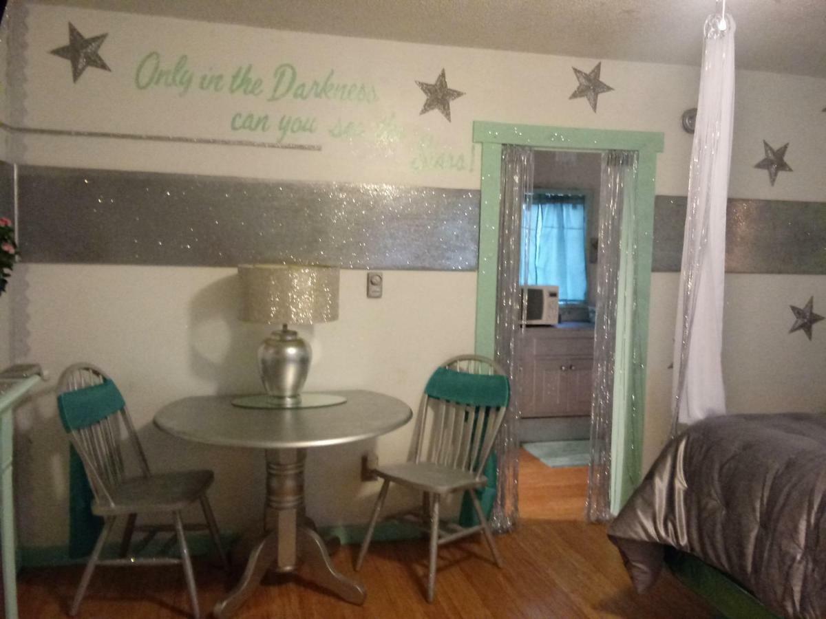 Crescent Moon Motel 외부 사진